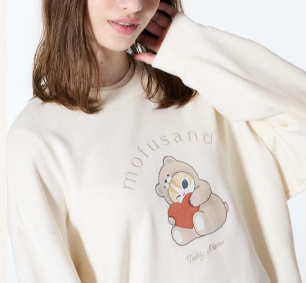 Mofusand x Uniqlo Collab Teddy Meow Printed Embroidered Sweatshirt Off White L
